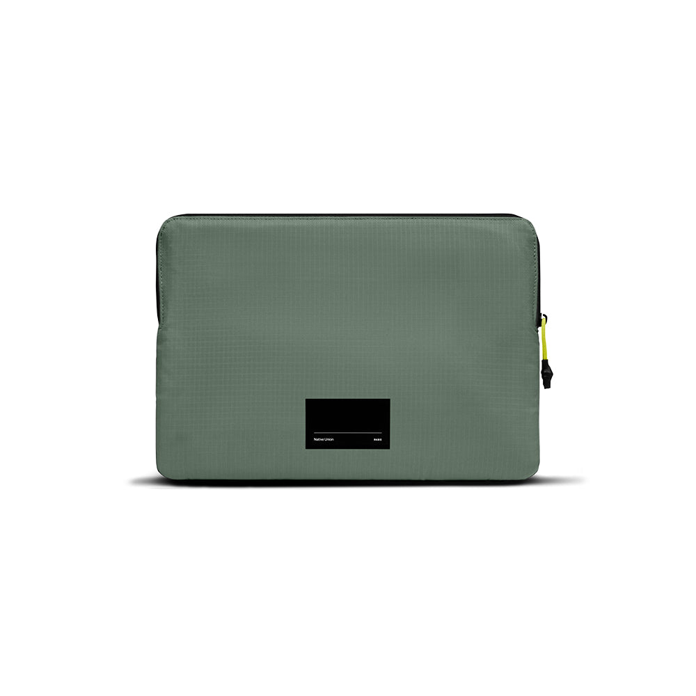 Native Uninon Ultralight Sleeve Serisi Su Geçirmez Ripstop Kumaş 15 inç Macbook Çantası
