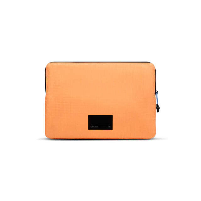 Native Uninon Ultralight Sleeve Serisi Su Geçirmez Ripstop Kumaş 16 inç Macbook Çantası