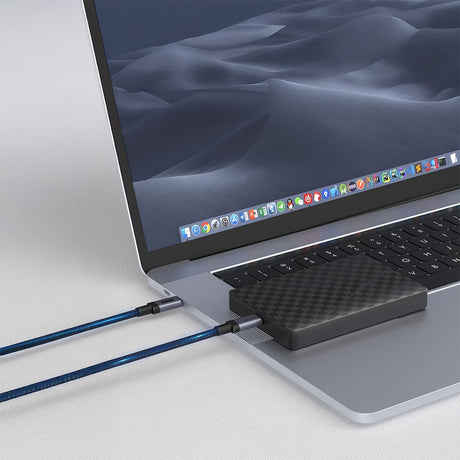 Qgeem QG03 Type-C to Type-C PD 40G 8K@60Hz Data Kablosu 240W 2M