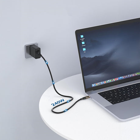 Qgeem QG04 Dijital LED Göstergeli Type-C to Type-C PD 40G 8K@60Hz Data Kablosu 240W 1M